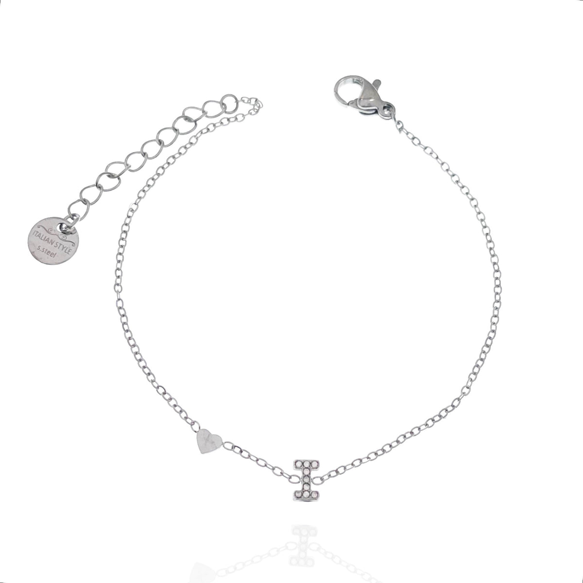 Bracciale con iniziale e zirconi colore argento