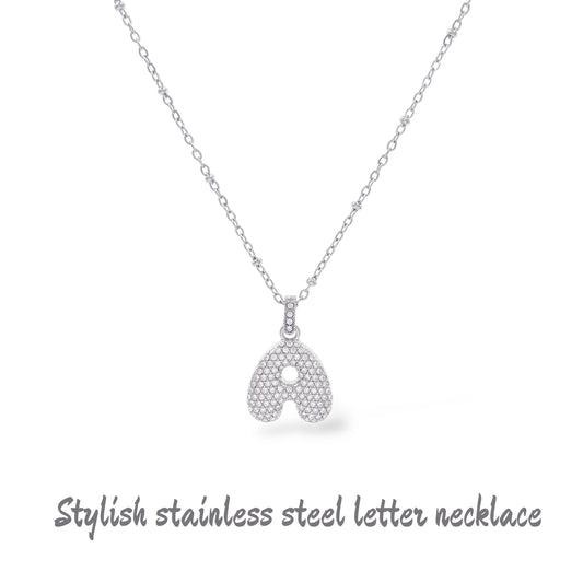 Collana iniziale lettera bombata in acciaio inossidabile colore argento e strass
