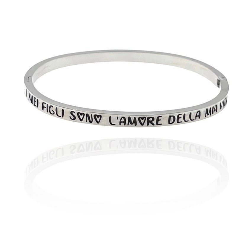 Bracciale rigido da donna in acciaio con frase scritta incisa