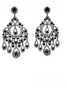 Orecchini  La Griffe chandelier pendenti, colore nero con cristalli