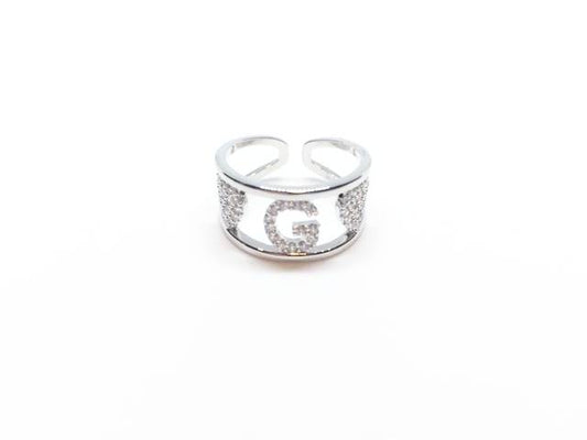 anello con iniziale del nome lettera g