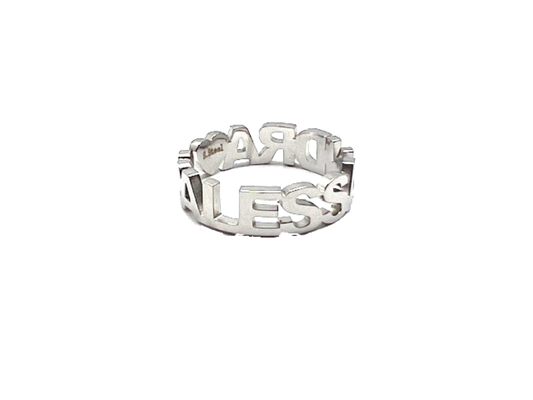 anello in acciaio con il nome alessia