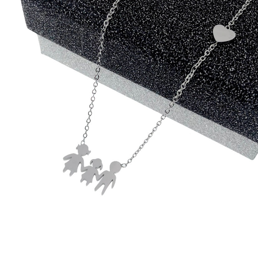 Collana famiglia con cuoricino in acciaio inossidabile