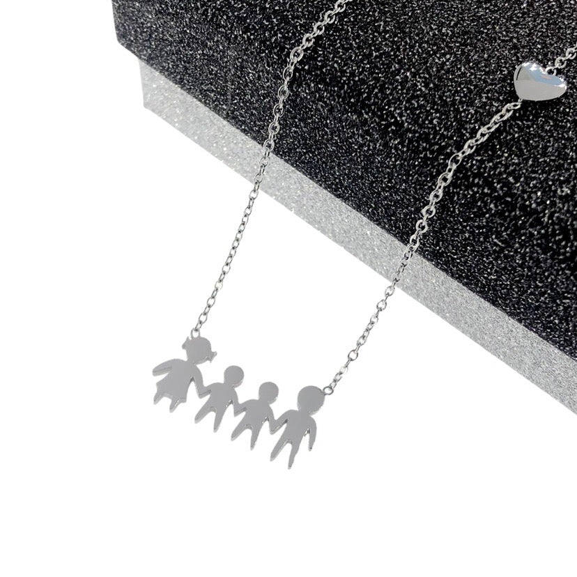 Collana famiglia con cuoricino in acciaio inossidabile