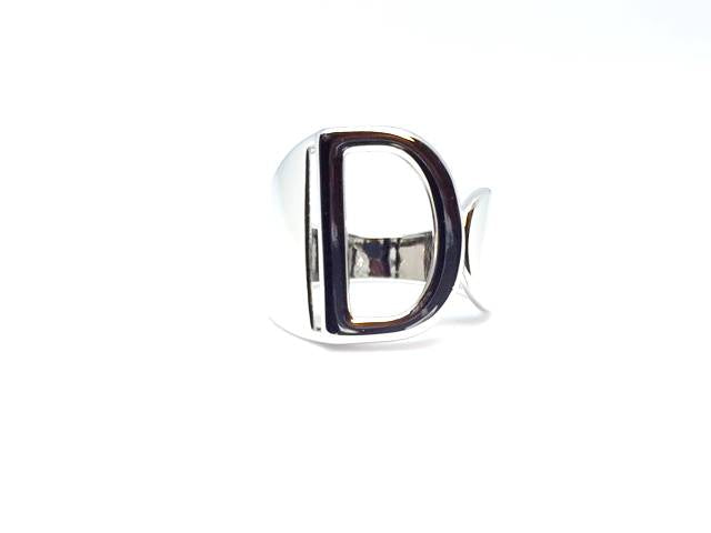 anello lettera iniziale del nome d
