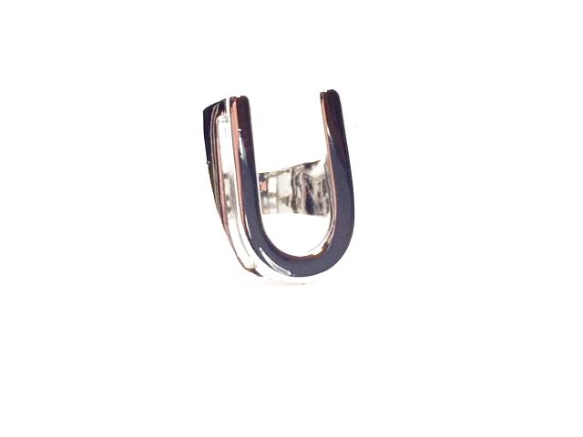 anello lettera iniziale del nome u