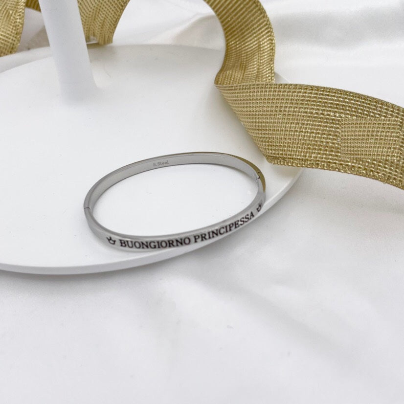 Bracciale braccialetto con scritta frase in acciaio argento e dintorni 