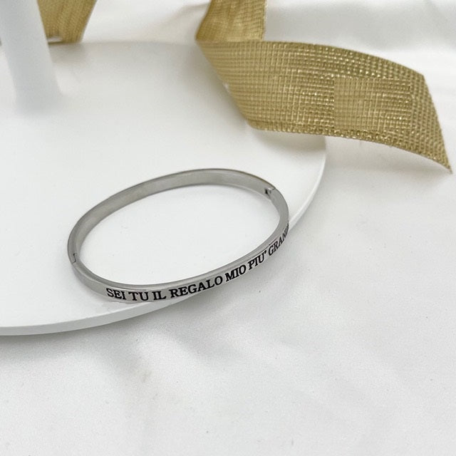 Bracciale braccialetto con scritta frase in acciaio argento e dintorni 
