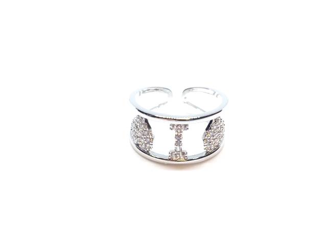 anello con iniziale del nome lettera i
